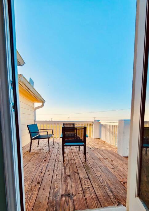 Sunny Delight - Sleeps 10 - Generous Space! Bolivar Peninsula Bagian luar foto