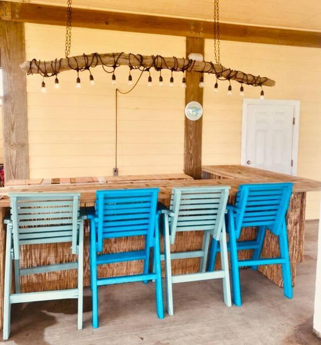 Sunny Delight - Sleeps 10 - Generous Space! Bolivar Peninsula Bagian luar foto