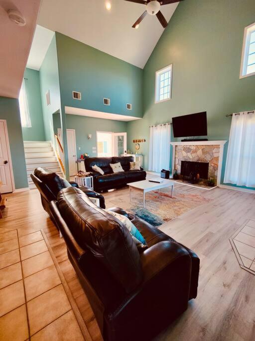 Sunny Delight - Sleeps 10 - Generous Space! Bolivar Peninsula Bagian luar foto