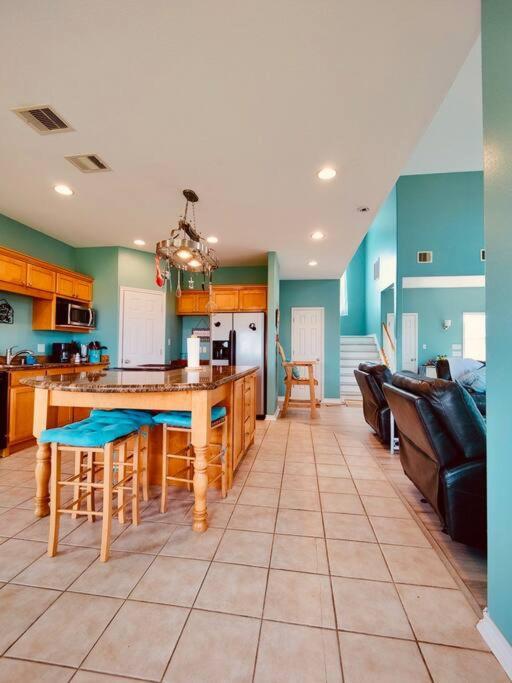 Sunny Delight - Sleeps 10 - Generous Space! Bolivar Peninsula Bagian luar foto