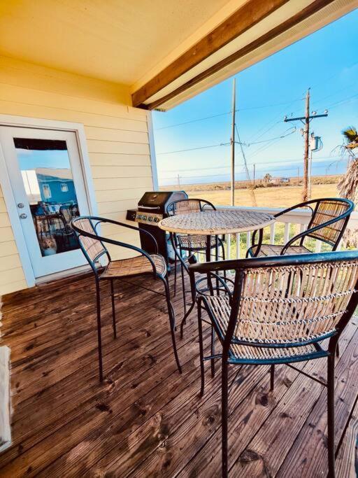Sunny Delight - Sleeps 10 - Generous Space! Bolivar Peninsula Bagian luar foto